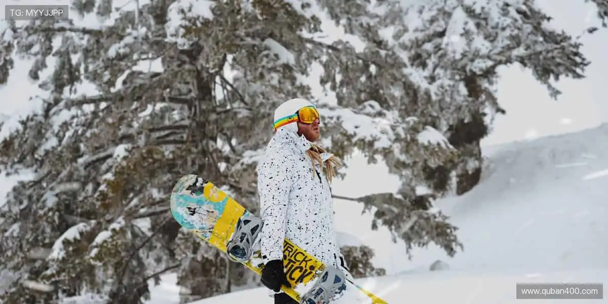 🎁 正版授权，独家周边！用潮流装备，彰显你的热爱👕🏆